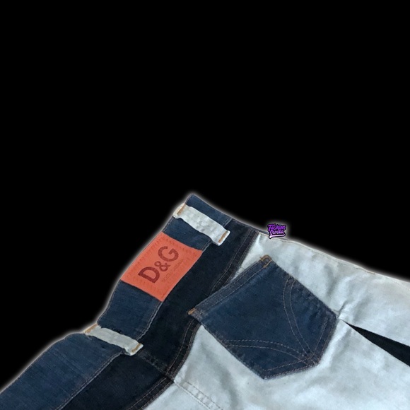 Dolce & Gabbana Vintage Logo Medallion Mini Skirt - Picture 2 of 15